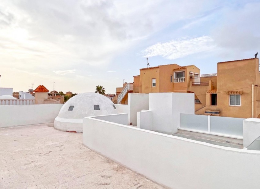 Venta - Apartamento / piso -
Orihuela Costa - Playa Flamenca