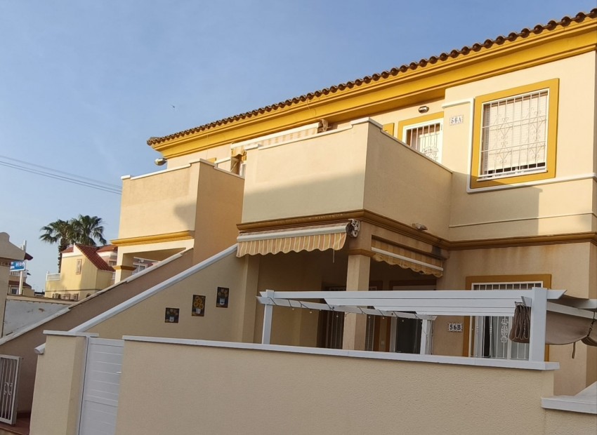 Venta - Apartamento / piso -
Orihuela Costa - Playa Flamenca