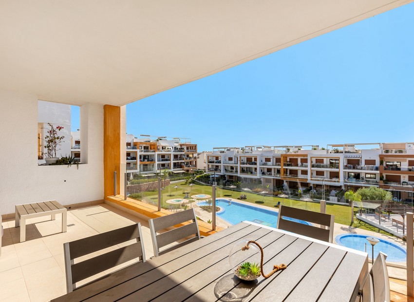 Venta - Apartamento / piso -
Orihuela Costa - Villamartin