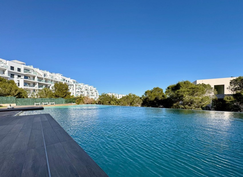 Venta - Apartamento / piso -
Orihuela - Las Colinas Golf