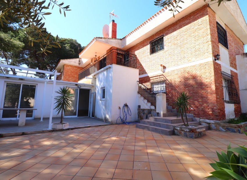 Venta - Apartamento / piso -
Pinar de Campoverde