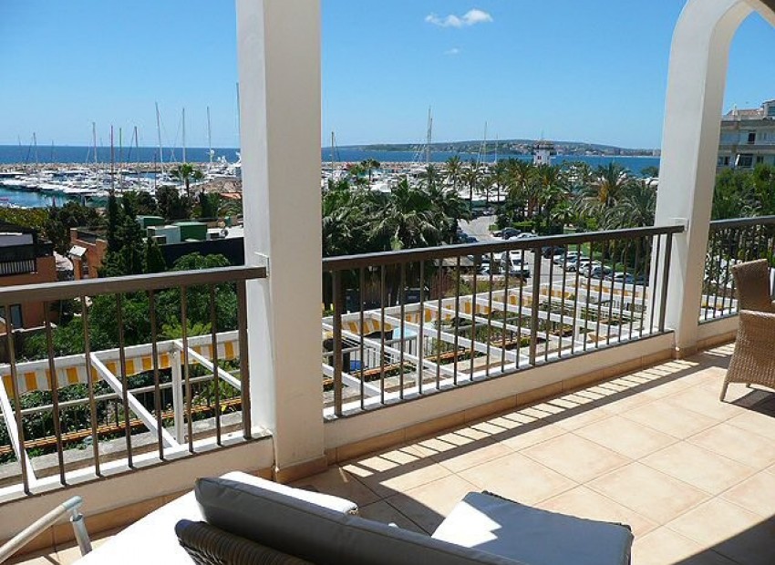 Venta - Apartamento / piso -
Portals Nous - Calvià