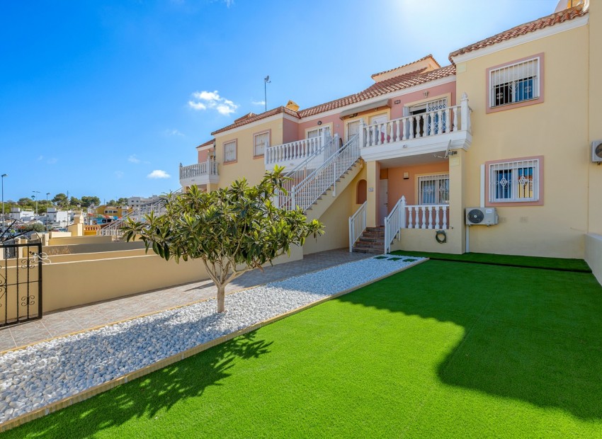 Venta - Apartamento / piso -
San Miguel de Salinas - Orihuela Costa