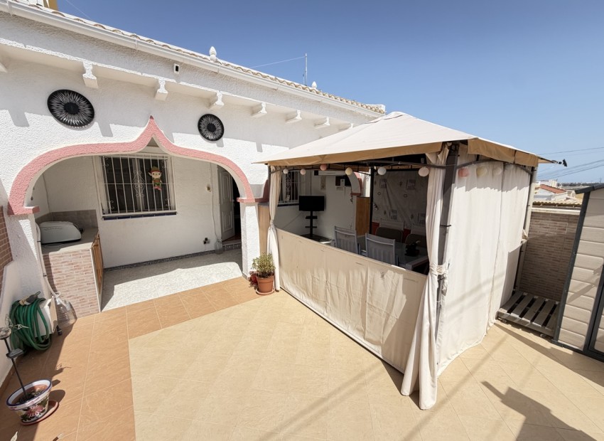 Venta - Apartamento / piso -
San Miguel de Salinas - San Miguel De Salinas