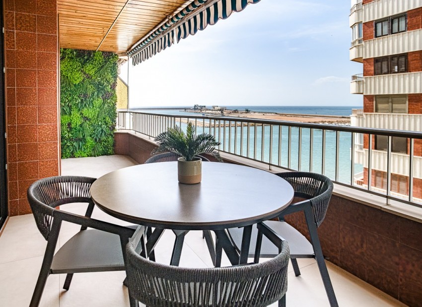 Venta - Apartamento / piso -
Torrevieja - Acequion