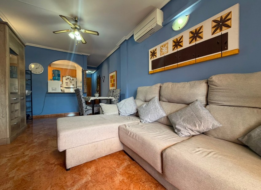 Venta - Apartamento / piso -
Torrevieja Centro - Torrevieja