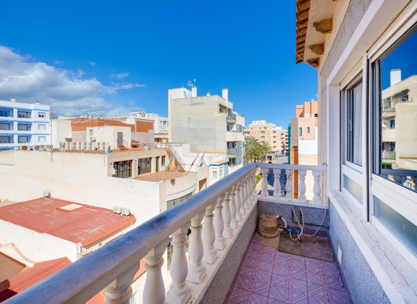 Venta - Apartamento / piso -
Torrevieja - Centro