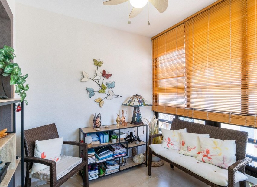 Venta - Apartamento / piso -
Torrevieja - Centro