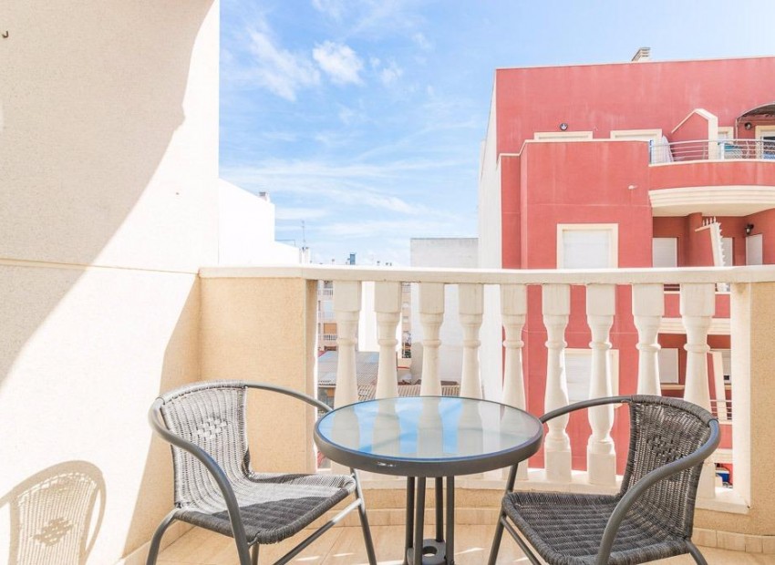 Venta - Apartamento / piso -
Torrevieja - Centro