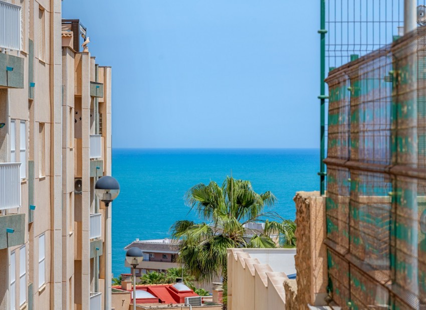 Venta - Apartamento / piso -
Torrevieja - La Mata