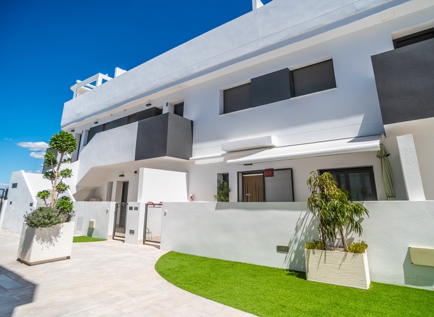 Venta - Apartamento / piso -
Torrevieja - LOS BALCONES - LOS ALTOS