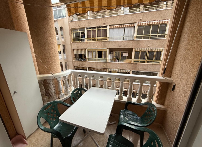 Venta - Apartamento / piso -
Torrevieja - Playa del cura