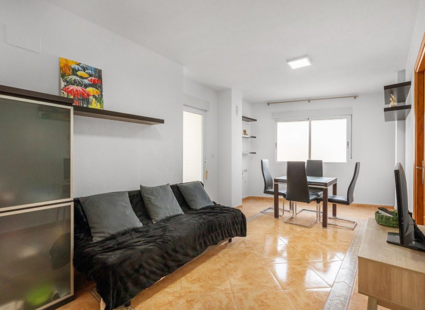 Venta - Apartamento / piso -
Torrevieja - Playa del cura