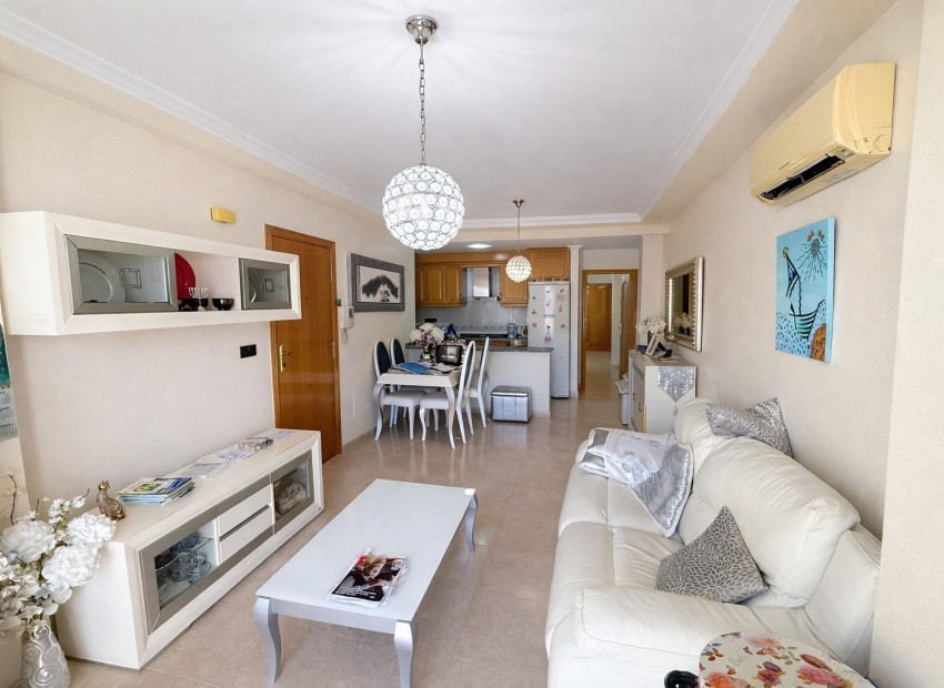 Venta - Apartamento / piso -
Torrevieja - Playa del cura