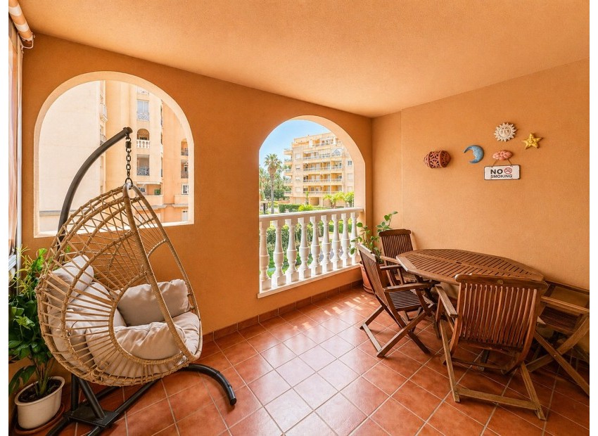 Venta - Apartamento / piso -
Torrevieja - Playa Los Locos