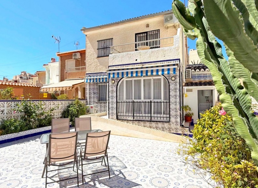 Venta - Apartamento / piso -
Torrevieja - Torrelamata - La Mata