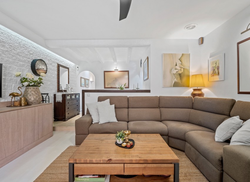 Venta - Apartamento / piso -
Torrevieja