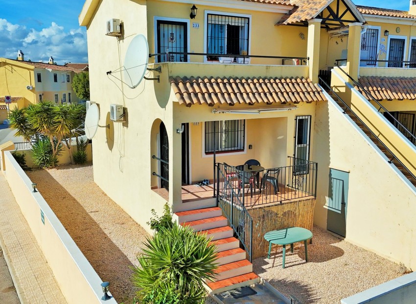 Venta - Apartamento / piso -
Villamartin