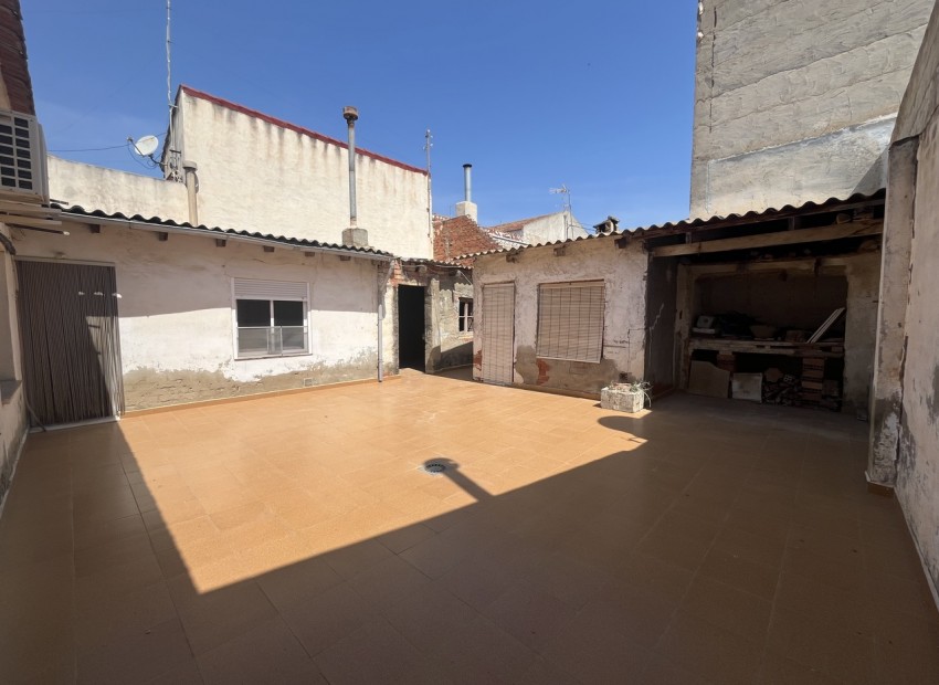 Venta - Casa -
Algorfa