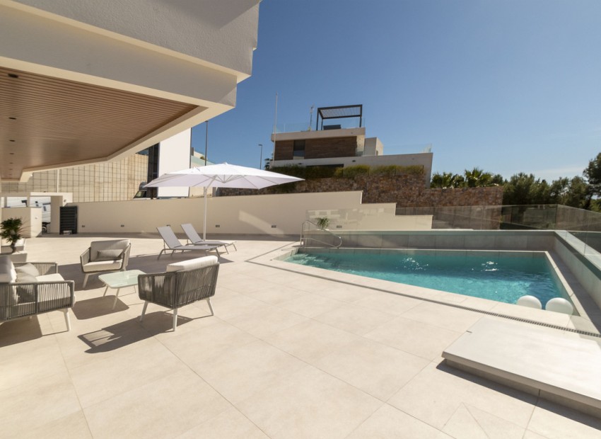 Venta - Casa -
Campoamor