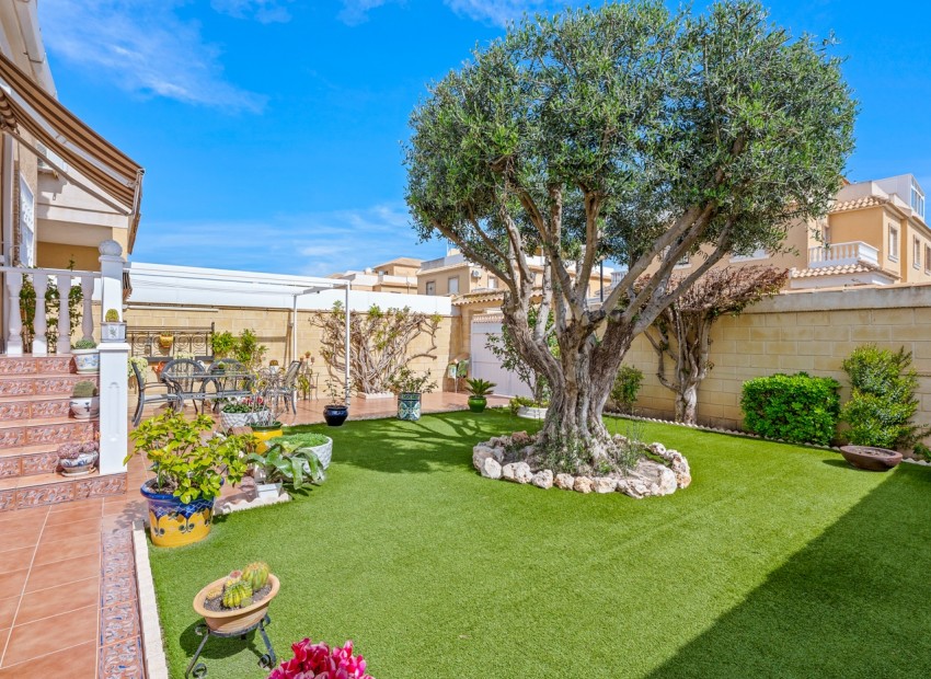 Venta - Casa -
Ciudad Quesada - Doña Pepa