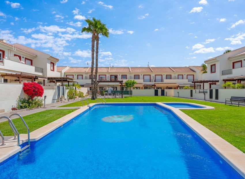 Venta - Casa -
Ciudad Quesada - Lo Marabu