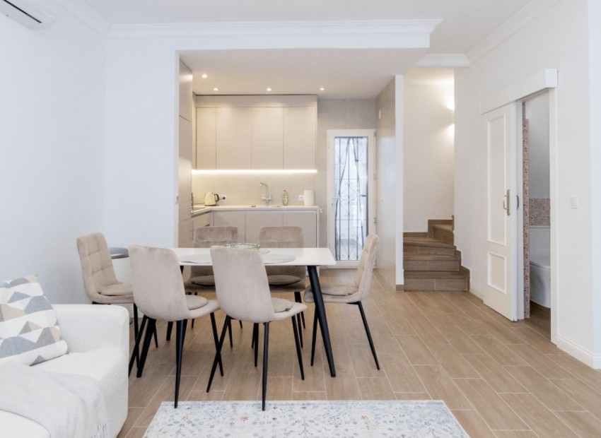 Venta - Casa -
Orihuela Costa - La Zenia