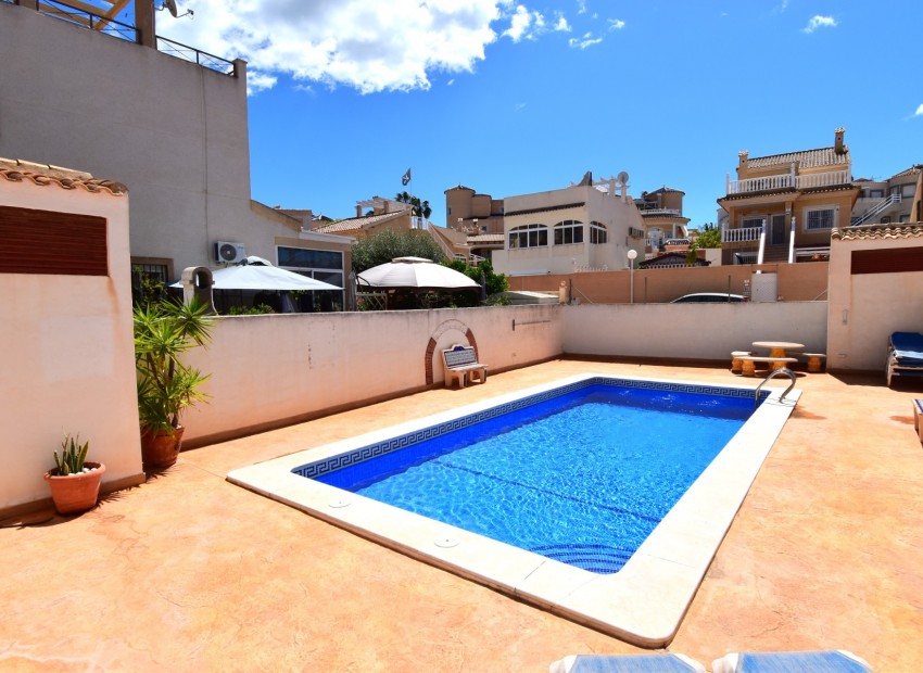 Venta - Casa -
Orihuela Costa - Playa Flamenca