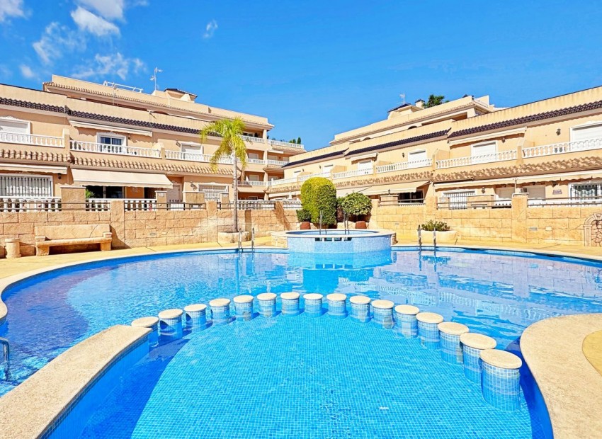 Venta - Casa -
Orihuela Costa - Villamartin
