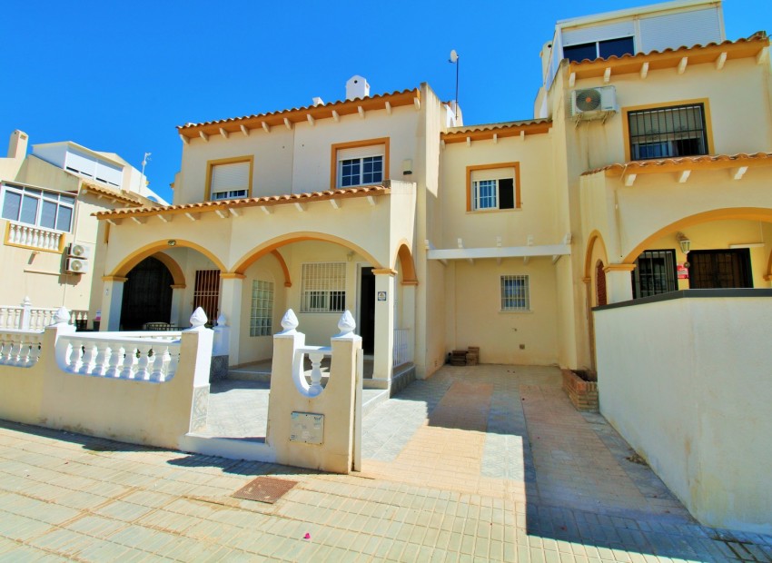 Venta - Casa -
Playa Flamenca