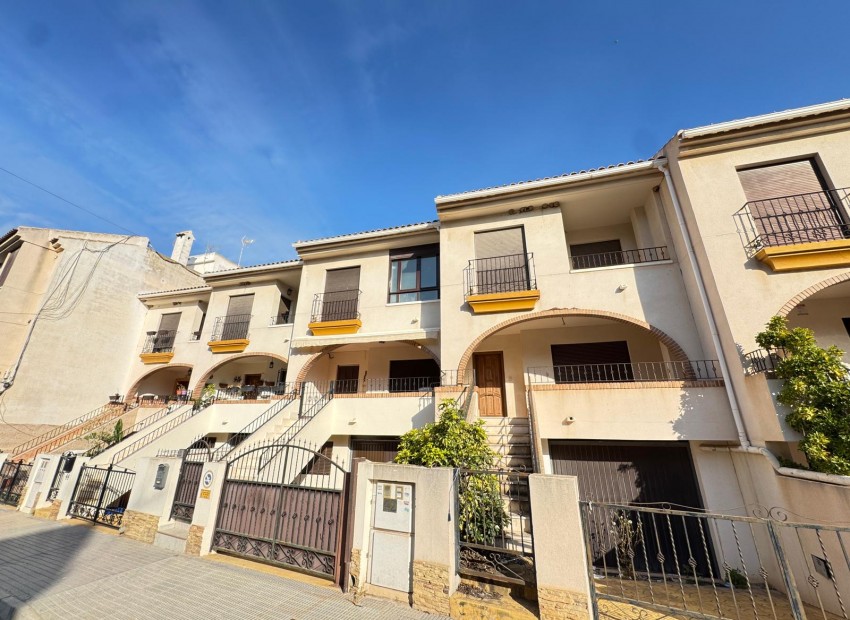 Venta - Casa -
San Miguel de Salinas - San Miguel De Salinas