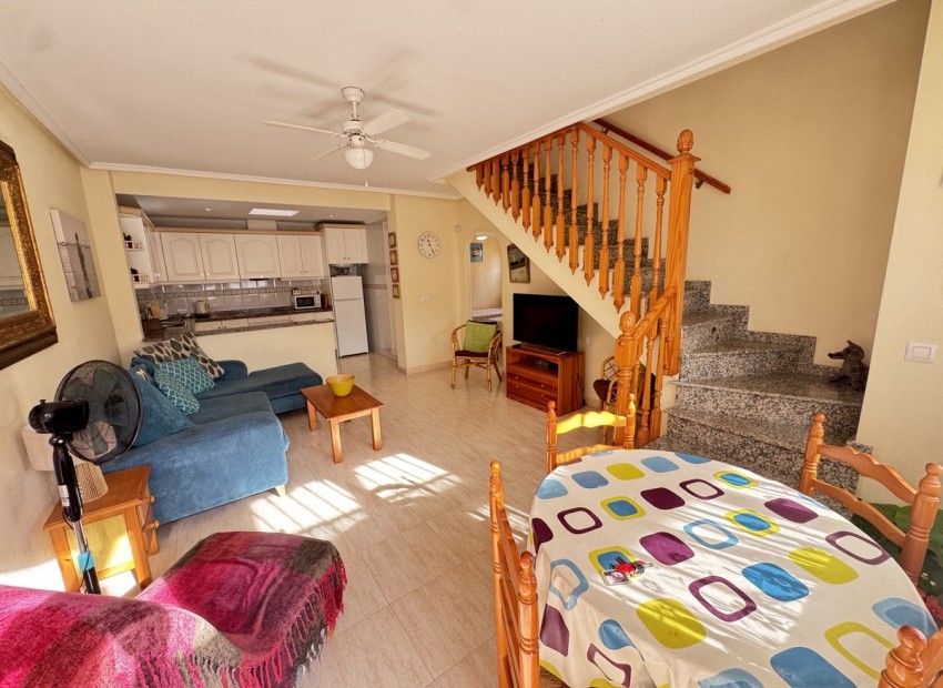 Venta - Casa -
Villamartin