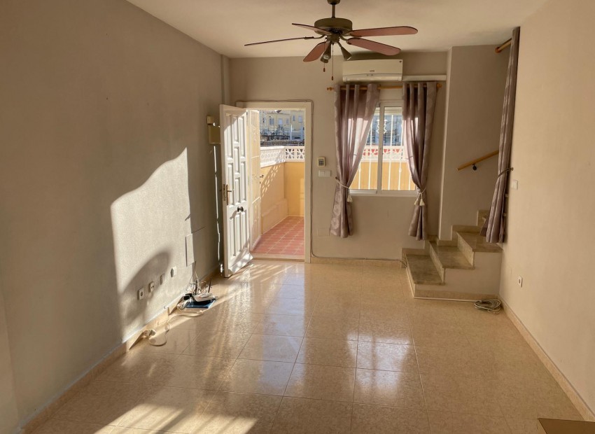 Venta - Casa -
Villamartin