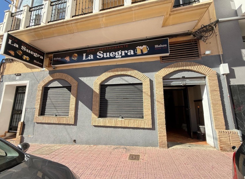 Venta - Comercial -
Torrevieja - Estacion de autobuses