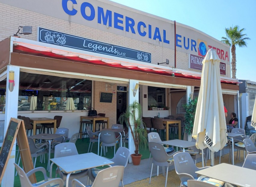 Venta - Comercial -
