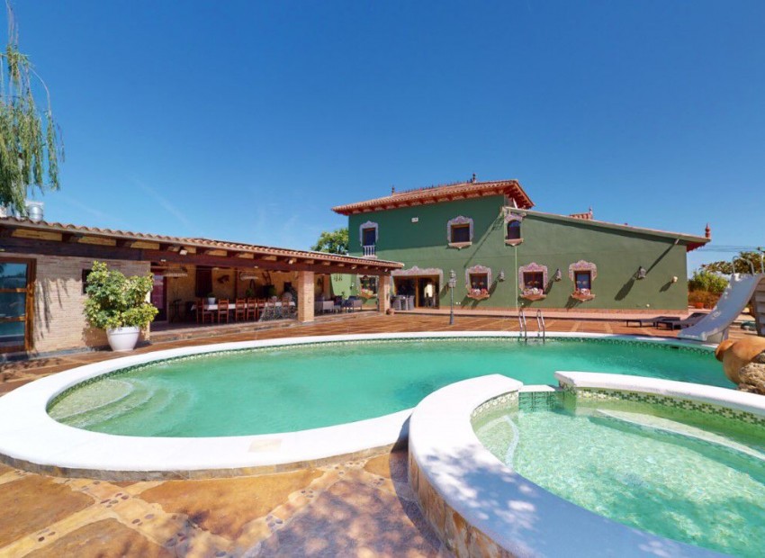 Venta - Finca -
Almoradi - Almoradi - Country
