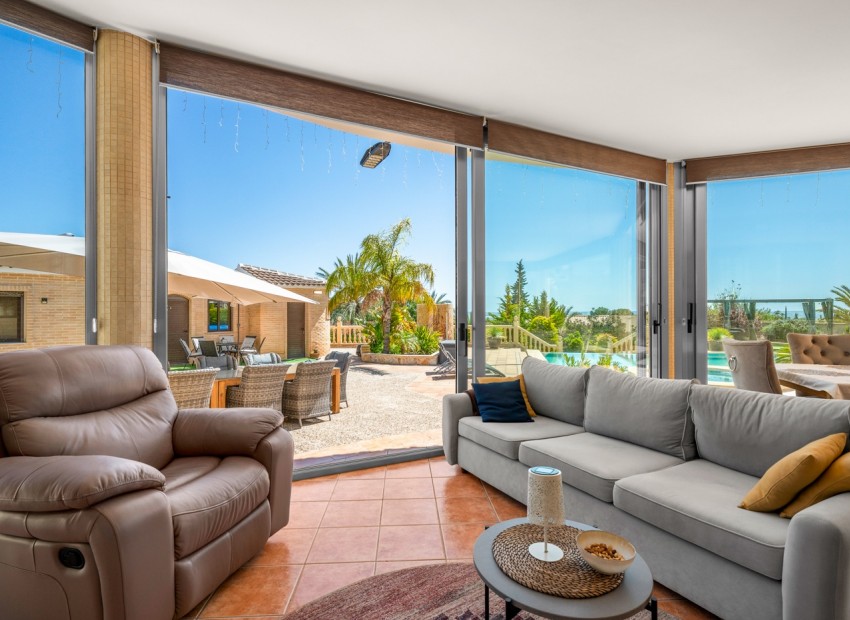 Venta - Finca -
Crevillente