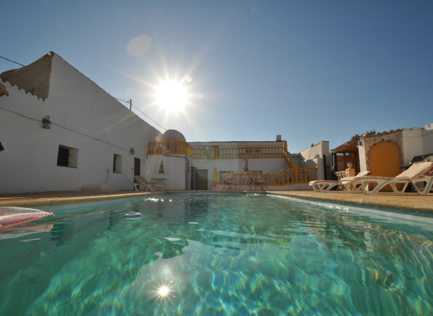 Venta - Finca -
Pinoso - Pinoso - Town