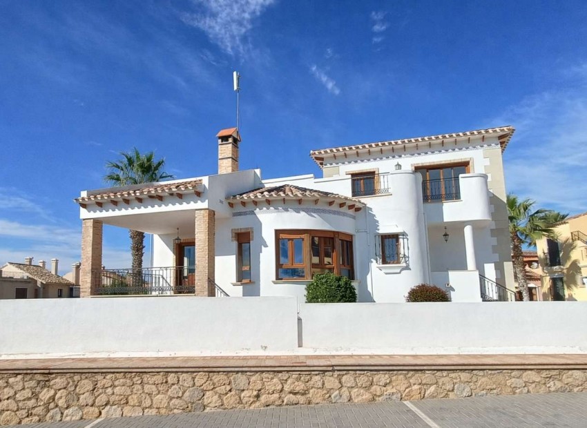 Venta - Villa -
Algorfa - La Finca Golf Resort