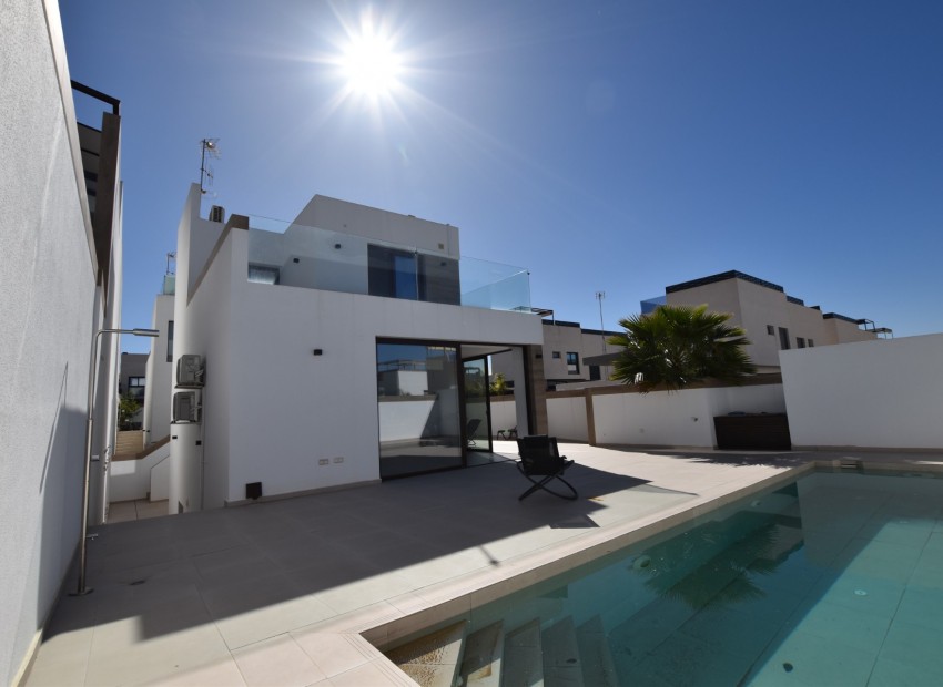Venta - Villa -
Benijofar - Costa Blanca