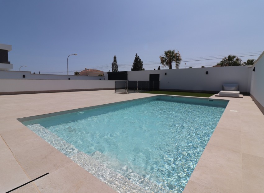 Venta - Villa -
Ciudad Quesada - Ciudad Quesada - Town