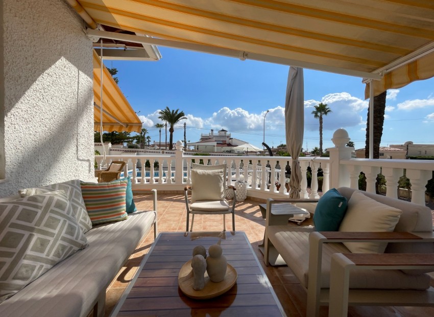 Venta - Villa -
Ciudad Quesada - Rojales