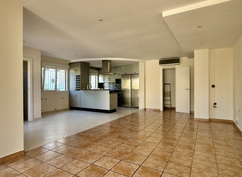 Venta - Villa -
Orihuela Costa - Las Filipinas