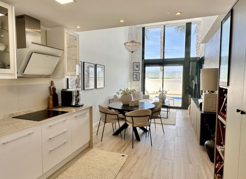 Venta - Villa -
Orihuela Costa - Lomas de Cabo Roig