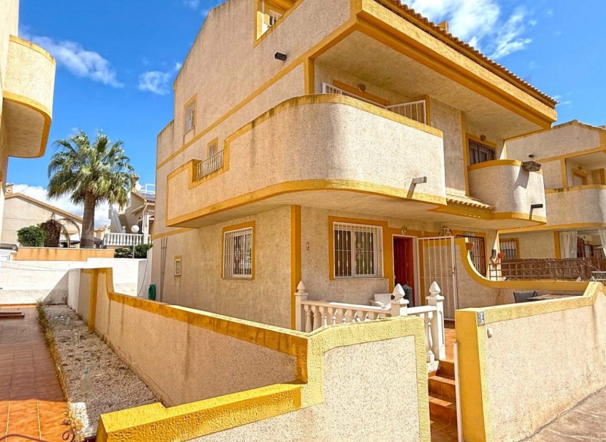 Venta - Villa -
Orihuela Costa - Los Altos