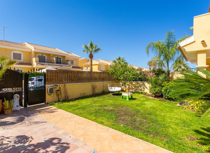 Venta - Villa -
Orihuela Costa - Los Dolses