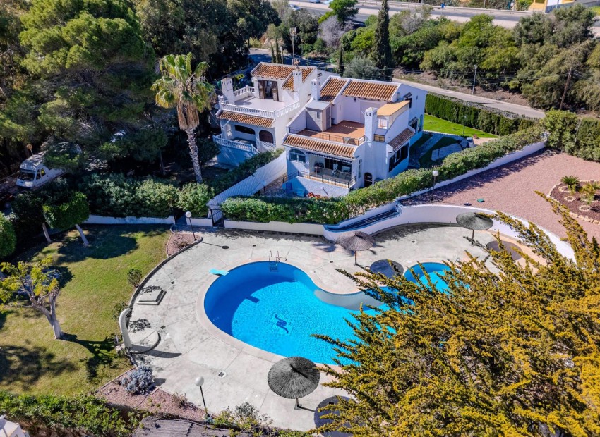 Venta - Villa -
Orihuela-Costa - Playa Flamenca