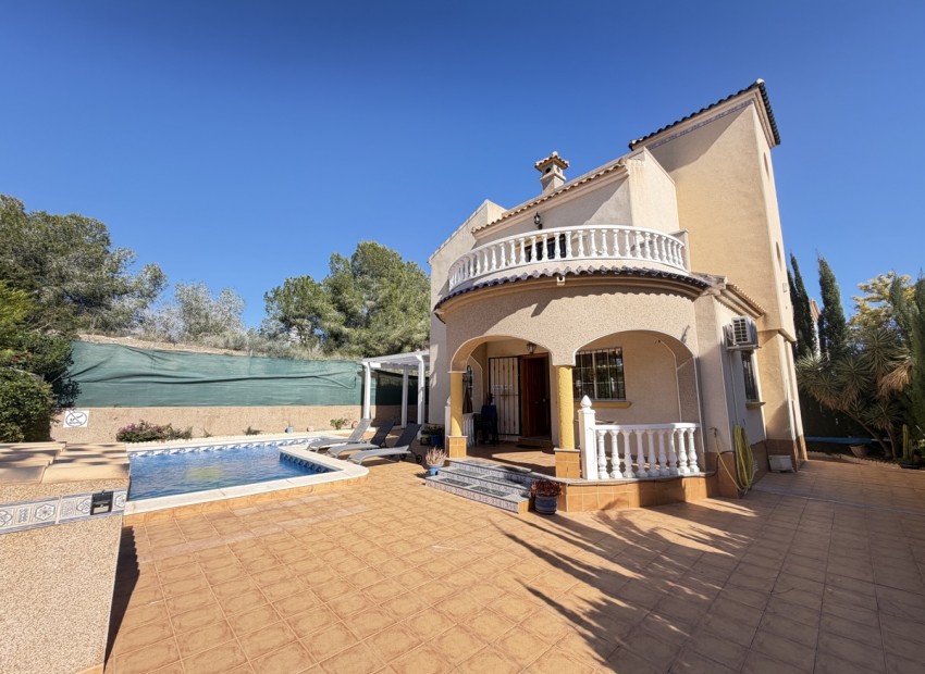 Venta - Villa -
Orihuela Costa - Villamartin