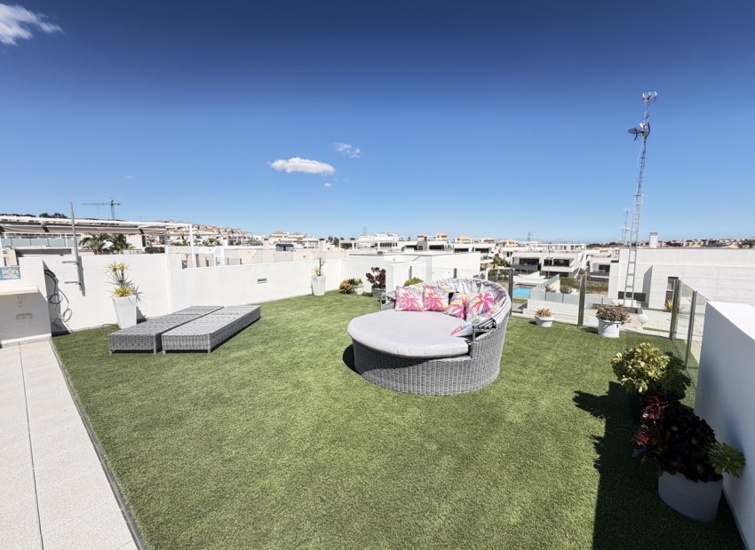 Venta - Villa -
Orihuela Costa - Villamartin