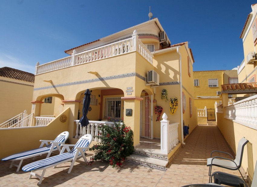 Venta - Villa -
San Miguel de Salinas - San Miguel de Salinas Alicante